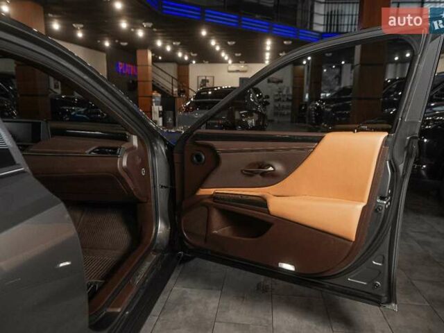 Сірий Лексус ЕС, об'ємом двигуна 2.49 л та пробігом 128 тис. км за 33700 $, фото 41 на Automoto.ua