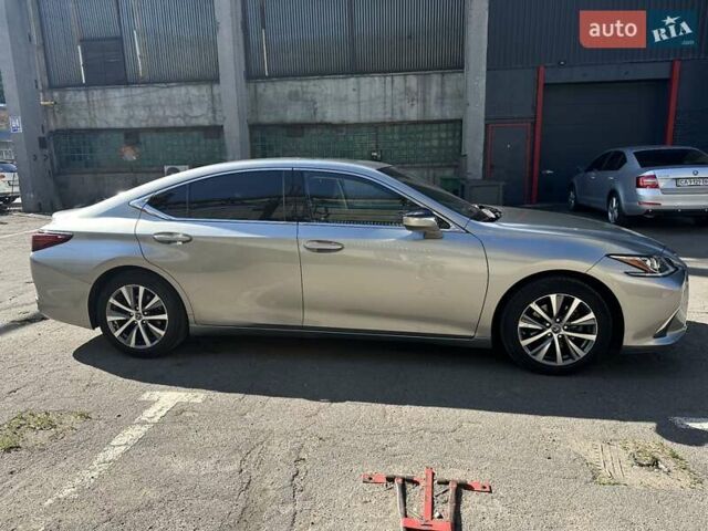 Серый Лексус ЕС, объемом двигателя 2.49 л и пробегом 69 тыс. км за 29200 $, фото 3 на Automoto.ua