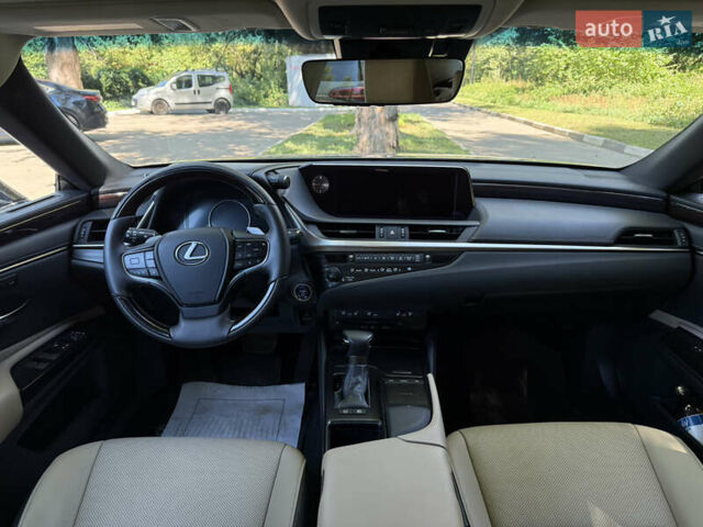 Серый Лексус ЕС, объемом двигателя 2.49 л и пробегом 47 тыс. км за 32500 $, фото 9 на Automoto.ua