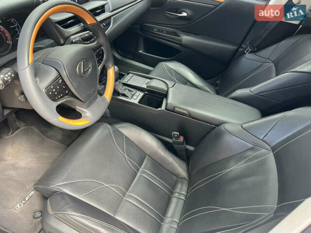 Серый Лексус ЕС, объемом двигателя 2.49 л и пробегом 103 тыс. км за 36999 $, фото 12 на Automoto.ua