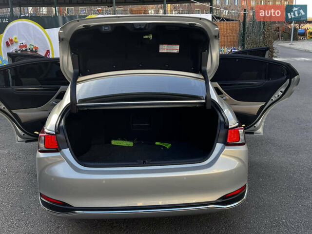 Сірий Лексус ЕС, об'ємом двигуна 2.49 л та пробігом 85 тис. км за 39500 $, фото 64 на Automoto.ua