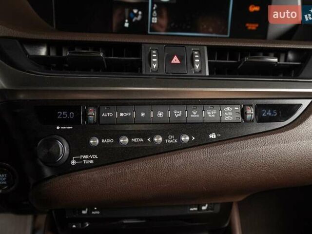 Сірий Лексус ЕС, об'ємом двигуна 2.49 л та пробігом 128 тис. км за 33700 $, фото 32 на Automoto.ua