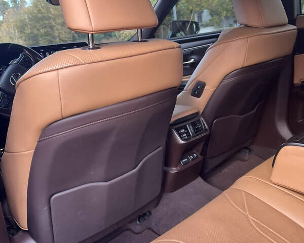 Лексус ЕС 2019 у Дніпро (Дніпропетровську) на Automoto.ua Сірий Лексус ЕС, об'ємом двигуна 2.49 л та пробігом 99 тис. км за 37200 $, фото 18 на Automoto.ua