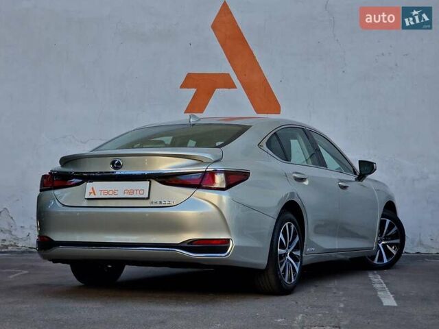 Лексус ЕС 2019 в Одессе на Automoto.ua Серый Лексус ЕС, объемом двигателя 2.49 л и пробегом 39 тыс. км за 39990 $, фото 32 на Automoto.ua