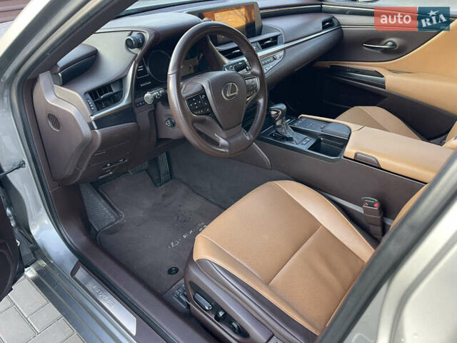 Серый Лексус ЕС, объемом двигателя 2.49 л и пробегом 115 тыс. км за 33000 $, фото 7 на Automoto.ua