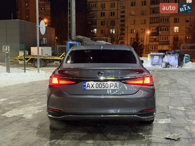 Серый Лексус ЕС, объемом двигателя 2.49 л и пробегом 118 тыс. км за 34000 $, фото 3 на Automoto.ua