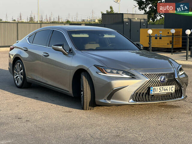 Сірий Лексус ЕС, об'ємом двигуна 2.49 л та пробігом 65 тис. км за 34000 $, фото 3 на Automoto.ua