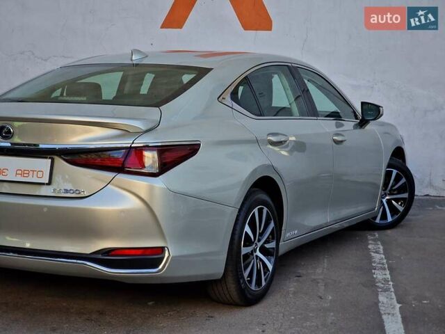Лексус ЕС 2019 в Одессе на Automoto.ua Серый Лексус ЕС, объемом двигателя 2.49 л и пробегом 39 тыс. км за 39990 $, фото 33 на Automoto.ua