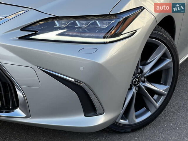 Сірий Лексус ЕС, об'ємом двигуна 2.49 л та пробігом 85 тис. км за 39500 $, фото 61 на Automoto.ua