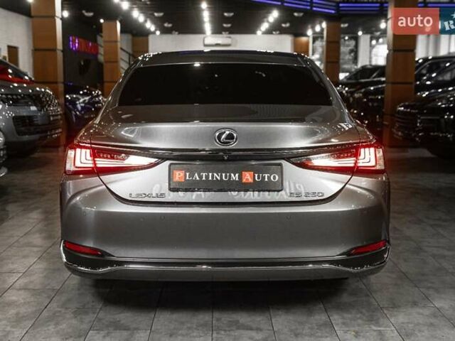 Сірий Лексус ЕС, об'ємом двигуна 2.49 л та пробігом 128 тис. км за 31900 $, фото 51 на Automoto.ua