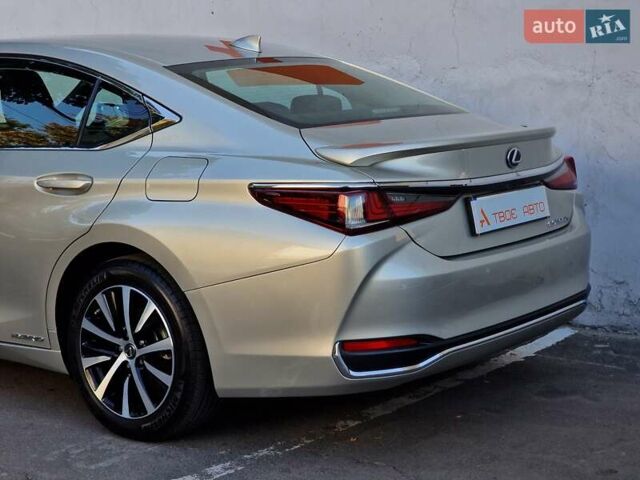 Лексус ЕС 2019 в Одессе на Automoto.ua Серый Лексус ЕС, объемом двигателя 2.49 л и пробегом 39 тыс. км за 39990 $, фото 24 на Automoto.ua