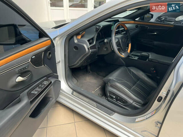 Серый Лексус ЕС, объемом двигателя 2.49 л и пробегом 103 тыс. км за 36999 $, фото 14 на Automoto.ua