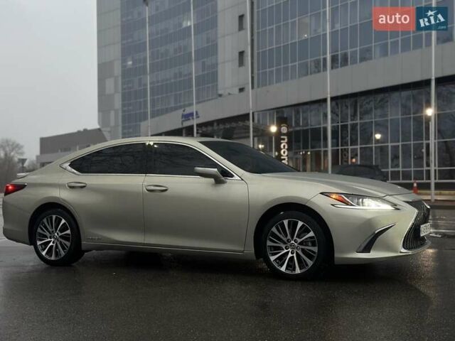 Серый Лексус ЕС, объемом двигателя 2.49 л и пробегом 51 тыс. км за 34900 $, фото 27 на Automoto.ua