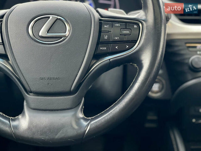 Серый Лексус ЕС, объемом двигателя 2.49 л и пробегом 128 тыс. км за 33500 $, фото 42 на Automoto.ua