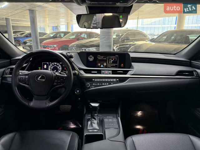 Лексус ЕС 2020 у Одесі на Automoto.ua Сірий Лексус ЕС, об'ємом двигуна 2.49 л та пробігом 2 тис. км за 35900 $, фото 23 на Automoto.ua