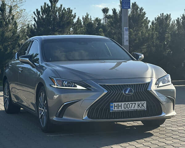 Сірий Лексус ЕС, об'ємом двигуна 2.49 л та пробігом 60 тис. км за 37000 $, фото 1 на Automoto.ua