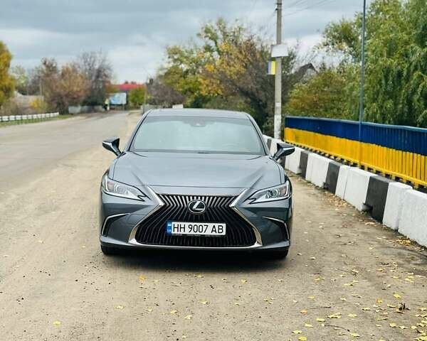 Серый Лексус ЕС, объемом двигателя 2.49 л и пробегом 79 тыс. км за 39000 $, фото 1 на Automoto.ua
