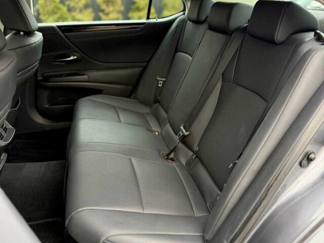 Серый Лексус ЕС, объемом двигателя 2.5 л и пробегом 40 тыс. км за 26900 $, фото 17 на Automoto.ua