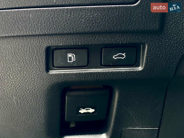 Серый Лексус ЕС, объемом двигателя 2.49 л и пробегом 128 тыс. км за 33500 $, фото 23 на Automoto.ua