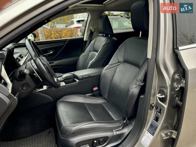 Серый Лексус ЕС, объемом двигателя 2.49 л и пробегом 128 тыс. км за 33500 $, фото 22 на Automoto.ua