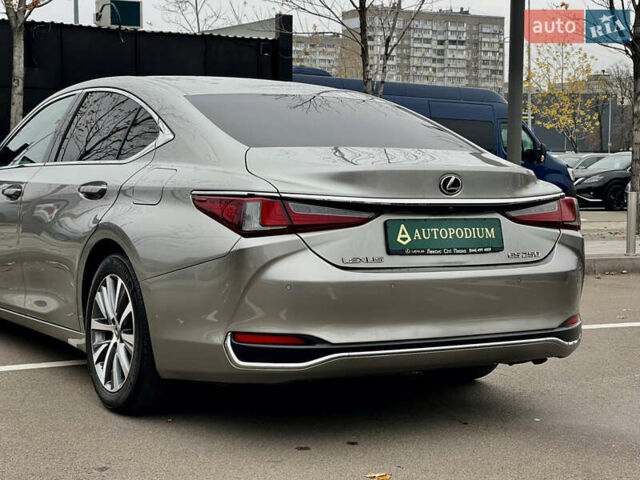Серый Лексус ЕС, объемом двигателя 2.49 л и пробегом 128 тыс. км за 33500 $, фото 17 на Automoto.ua