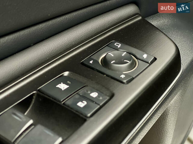 Серый Лексус ЕС, объемом двигателя 2.49 л и пробегом 128 тыс. км за 33500 $, фото 49 на Automoto.ua