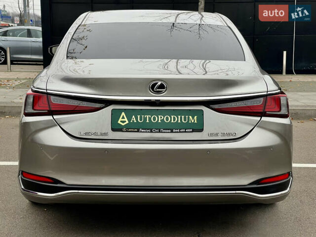 Серый Лексус ЕС, объемом двигателя 2.49 л и пробегом 128 тыс. км за 33500 $, фото 13 на Automoto.ua