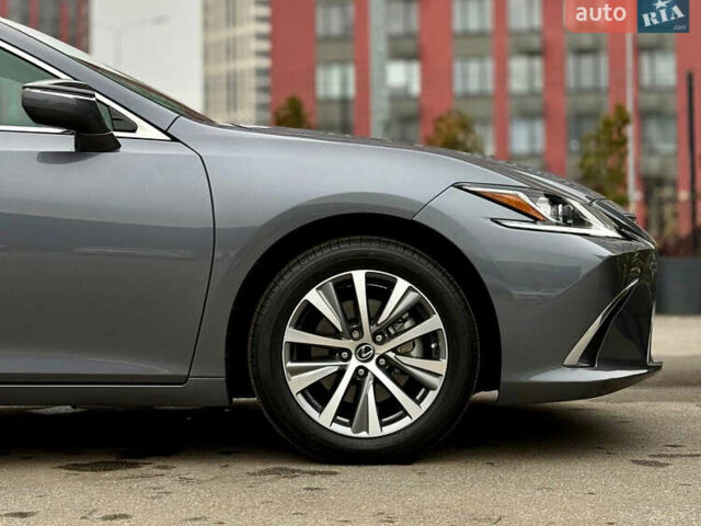 Сірий Лексус ЕС, об'ємом двигуна 2.5 л та пробігом 40 тис. км за 26900 $, фото 18 на Automoto.ua