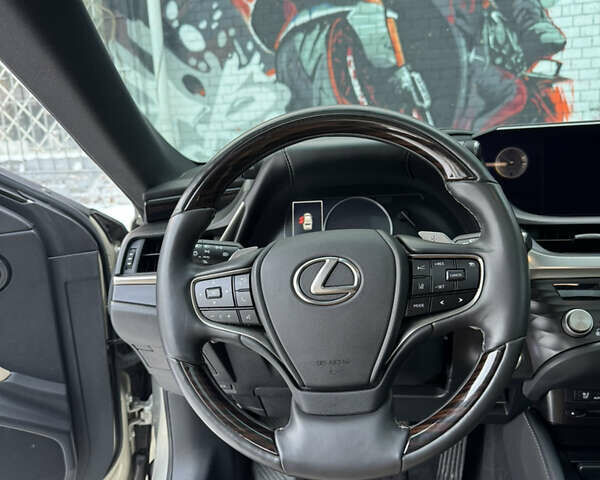 Сірий Лексус ЕС, об'ємом двигуна 2.49 л та пробігом 52 тис. км за 35500 $, фото 17 на Automoto.ua