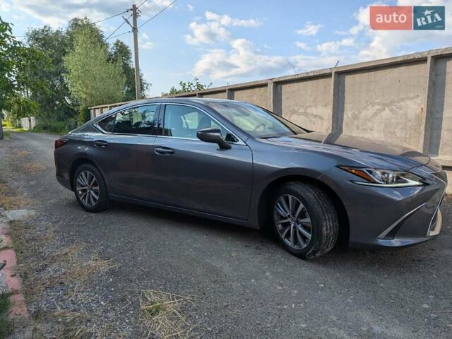 Серый Лексус ЕС, объемом двигателя 2.5 л и пробегом 38 тыс. км за 28777 $, фото 9 на Automoto.ua