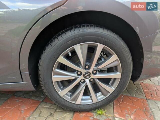 Серый Лексус ЕС, объемом двигателя 2.5 л и пробегом 38 тыс. км за 28777 $, фото 22 на Automoto.ua