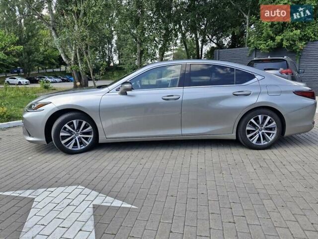 Серый Лексус ЕС, объемом двигателя 2.5 л и пробегом 126 тыс. км за 33800 $, фото 10 на Automoto.ua