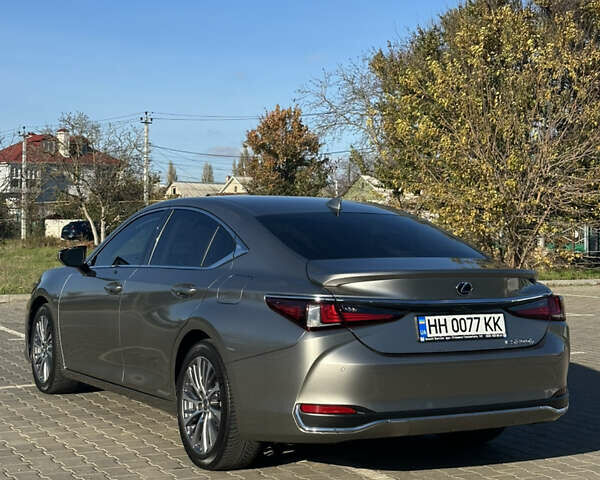 Сірий Лексус ЕС, об'ємом двигуна 2.49 л та пробігом 60 тис. км за 37000 $, фото 3 на Automoto.ua
