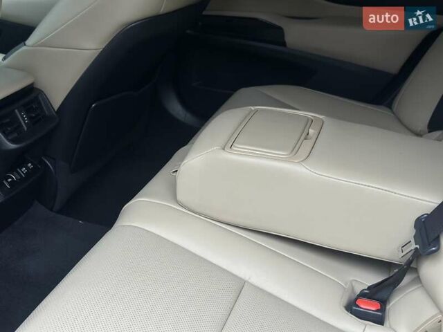 Серый Лексус ЕС, объемом двигателя 2.49 л и пробегом 51 тыс. км за 34900 $, фото 44 на Automoto.ua