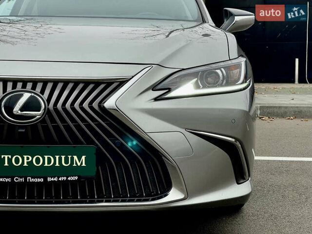 Серый Лексус ЕС, объемом двигателя 2.49 л и пробегом 128 тыс. км за 33500 $, фото 11 на Automoto.ua