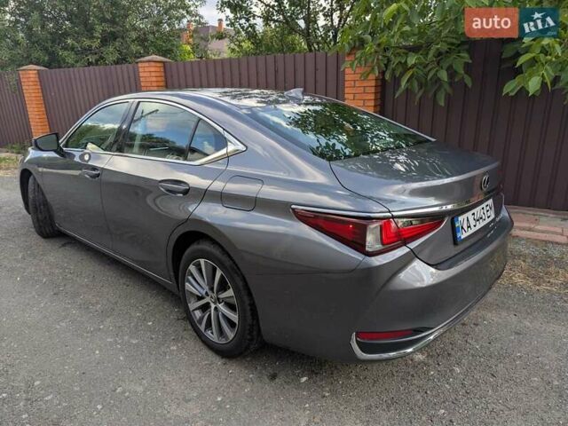 Серый Лексус ЕС, объемом двигателя 2.5 л и пробегом 38 тыс. км за 28777 $, фото 8 на Automoto.ua