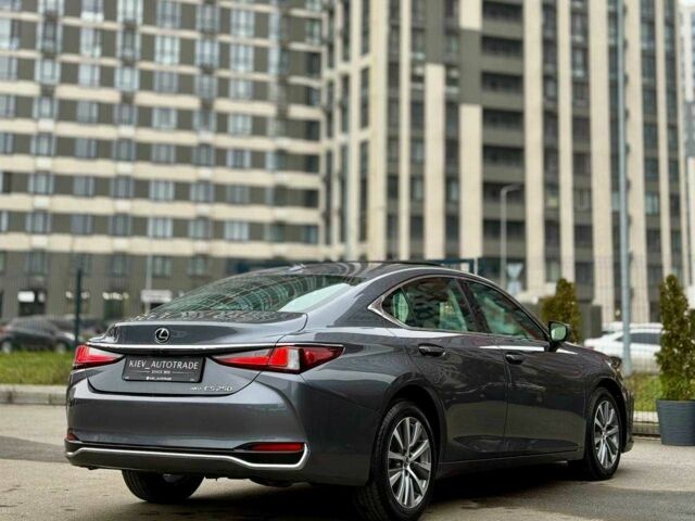 Серый Лексус ЕС, объемом двигателя 2.5 л и пробегом 40 тыс. км за 26900 $, фото 3 на Automoto.ua