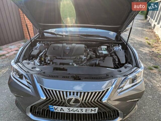 Серый Лексус ЕС, объемом двигателя 2.5 л и пробегом 38 тыс. км за 28777 $, фото 29 на Automoto.ua