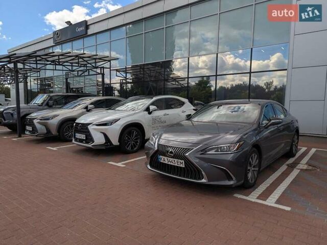 Серый Лексус ЕС, объемом двигателя 2.5 л и пробегом 38 тыс. км за 28777 $, фото 4 на Automoto.ua