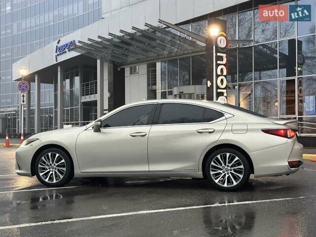 Серый Лексус ЕС, объемом двигателя 2.49 л и пробегом 51 тыс. км за 34900 $, фото 5 на Automoto.ua
