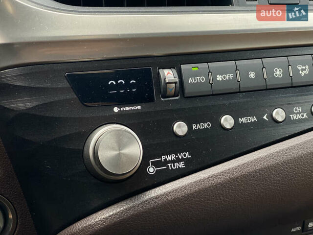 Серый Лексус ЕС, объемом двигателя 2.49 л и пробегом 185 тыс. км за 32800 $, фото 63 на Automoto.ua