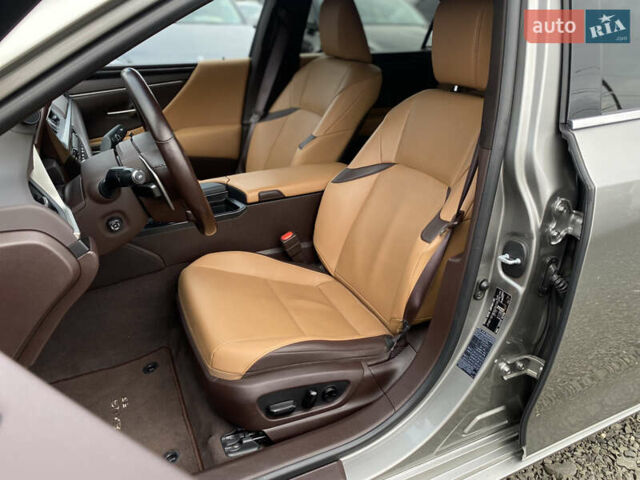 Серый Лексус ЕС, объемом двигателя 2.49 л и пробегом 185 тыс. км за 32800 $, фото 44 на Automoto.ua