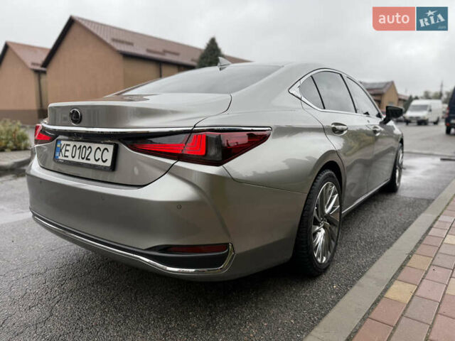 Лексус ЕС 2021 у Дніпро (Дніпропетровську) на Automoto.ua Сірий Лексус ЕС, об'ємом двигуна 2.49 л та пробігом 63 тис. км за 40999 $, фото 15 на Automoto.ua