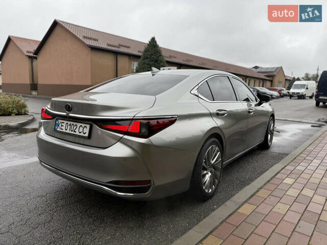 Лексус ЕС 2021 у Дніпро (Дніпропетровську) на Automoto.ua Сірий Лексус ЕС, об'ємом двигуна 2.49 л та пробігом 63 тис. км за 40999 $, фото 12 на Automoto.ua