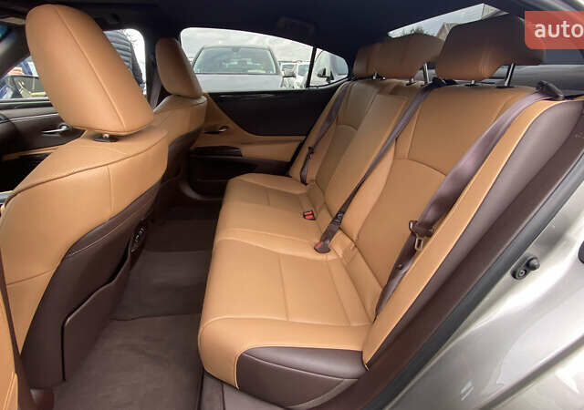 Серый Лексус ЕС, объемом двигателя 2.49 л и пробегом 185 тыс. км за 32800 $, фото 51 на Automoto.ua