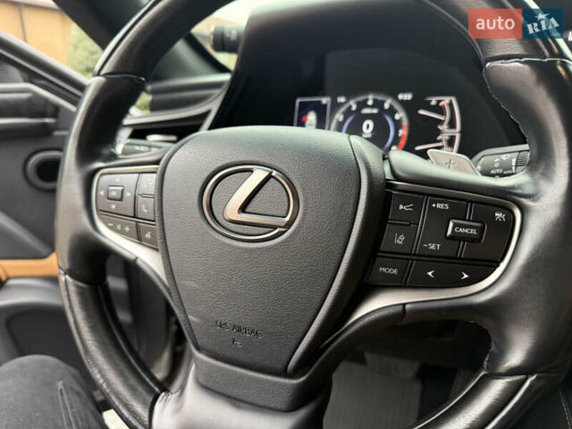 Лексус ЕС 2021 у Дніпро (Дніпропетровську) на Automoto.ua Сірий Лексус ЕС, об'ємом двигуна 2.49 л та пробігом 63 тис. км за 40999 $, фото 44 на Automoto.ua