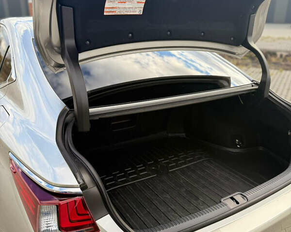 Сірий Лексус ЕС, об'ємом двигуна 3.46 л та пробігом 55 тис. км за 52000 $, фото 31 на Automoto.ua