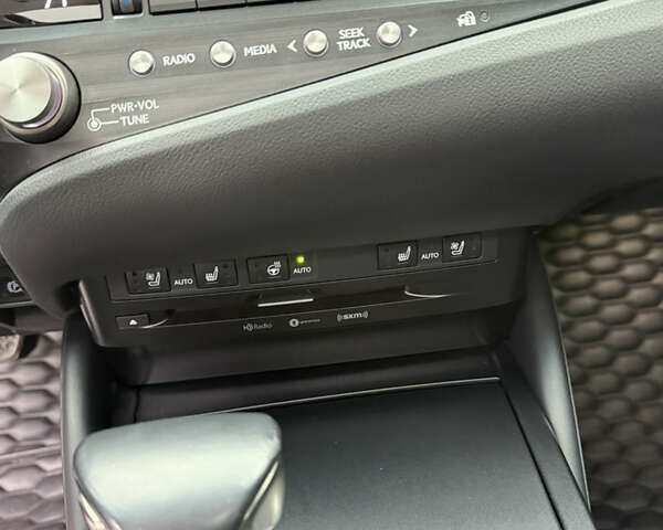 Сірий Лексус ЕС, об'ємом двигуна 2.5 л та пробігом 76 тис. км за 33999 $, фото 30 на Automoto.ua