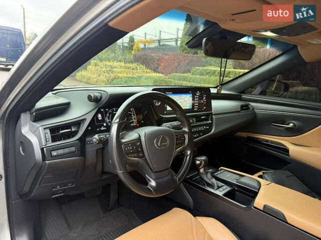 Лексус ЕС 2021 у Дніпро (Дніпропетровську) на Automoto.ua Сірий Лексус ЕС, об'ємом двигуна 2.49 л та пробігом 63 тис. км за 40999 $, фото 29 на Automoto.ua