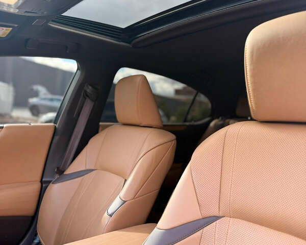 Сірий Лексус ЕС, об'ємом двигуна 3.46 л та пробігом 55 тис. км за 52000 $, фото 23 на Automoto.ua